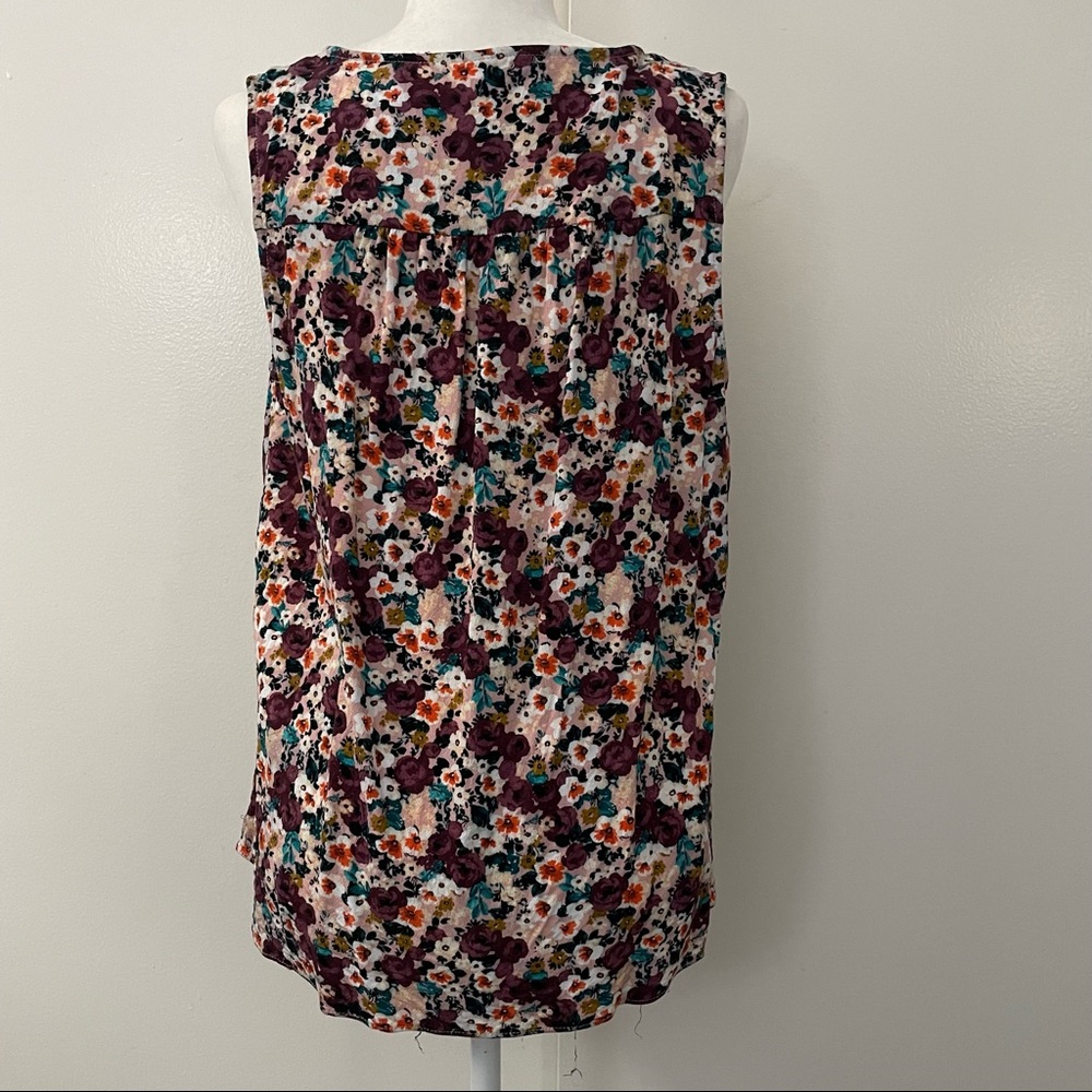 Pink Floral Rayon Crepe Keyhole Tank - Picture 7 of 8